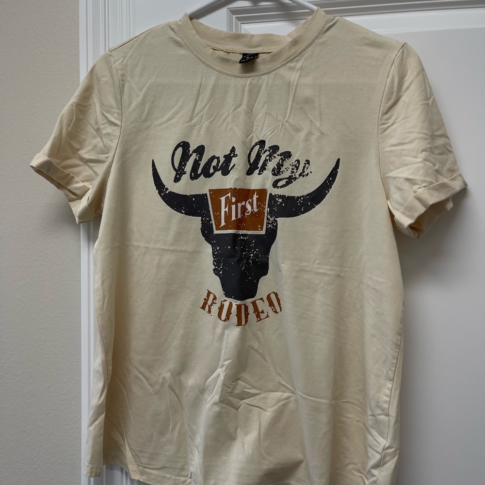 Cream Graphic T-Shirt with Bull Design
